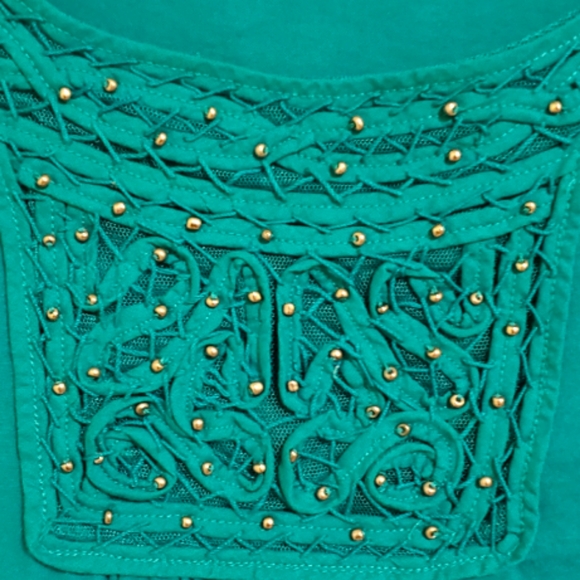 Gorgeous Chaps Green Beaded T-Shirt - Picture 2 of 3